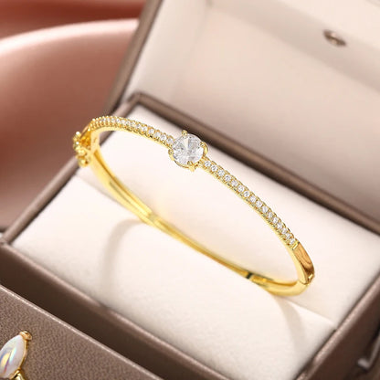 Fashionale Women'S Cubic Zirconia Bangle Silver Color/Gold Color Modern Statement Female Hand Accessories Trendy Jewelry